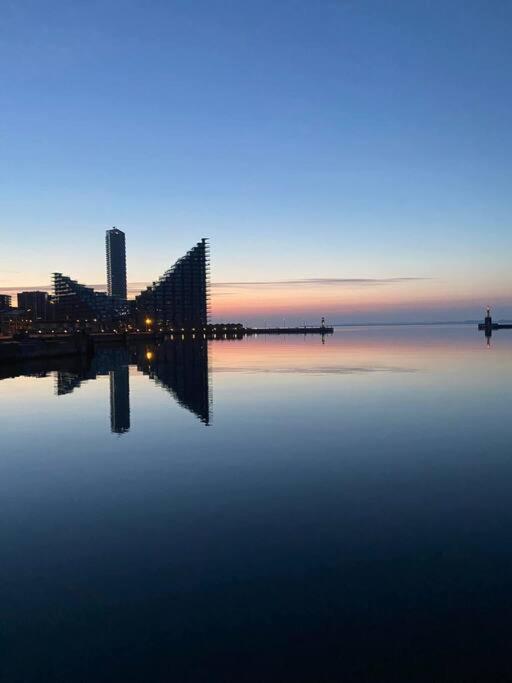 115 * Århus