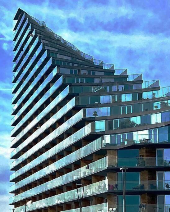 115 * Arhus